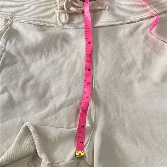 JoyLab Women's Athletic Cream Shorts - Picture 7 of 7